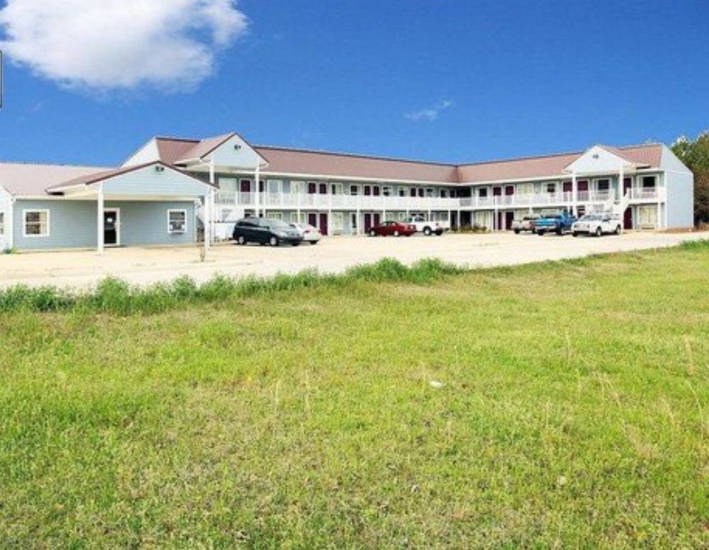 Oak Tree Inn Eupora Kültér fotó